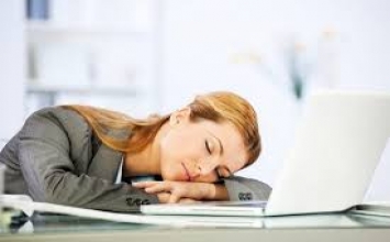 Ngủ ngắn buổi trưa đúng cách để giữ gìn sức khỏe